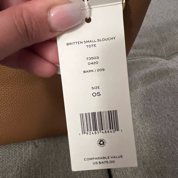 Tory Burch Britten Slouchy Bag - Picture 3 of 9